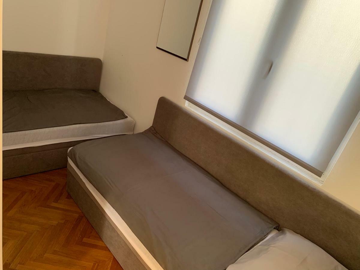 Apartment Trgici Barbat na Rabu ภายนอก รูปภาพ